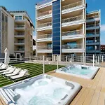 Marina Official קאורלה