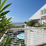 Marina Official מלון דירות קאורלה