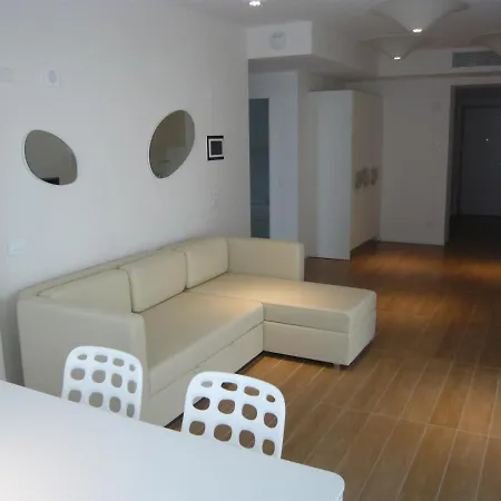 Marina Official Apartahotel 4*