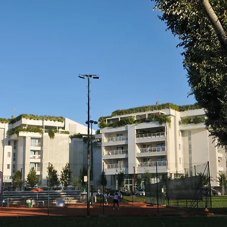 Marina Official Aparthotel 3*