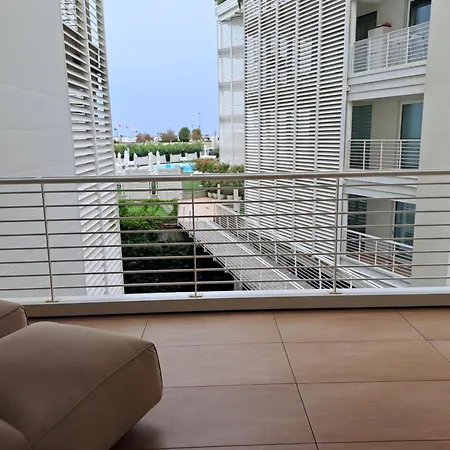 Aparthotel Marina Official