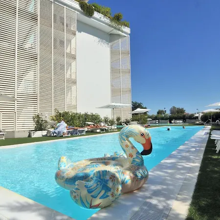 Aparthotel Marina Official 3*