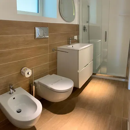 Marina Official Lejlighedshotel